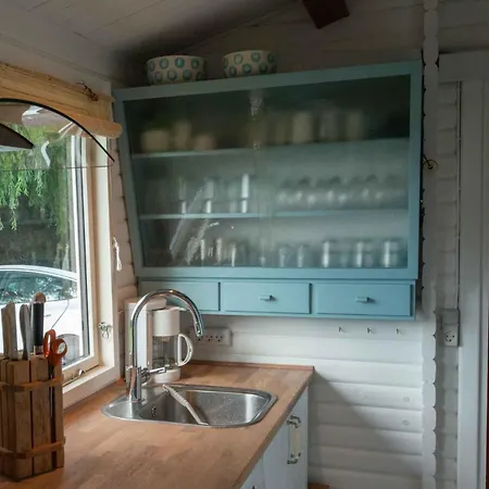 Vakantiehuis Lovely With Wilderness Bath And View