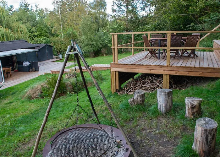 Lovely With Wilderness Bath And View Casa vacanze